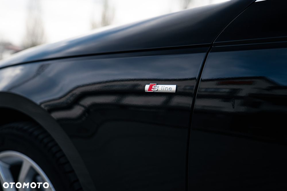 Audi A4 Limousine 1.4 TFSI Design S tronic - 8