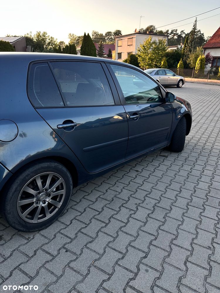 Volkswagen Golf 1.9 TDI 4Mot Comfortline - 3