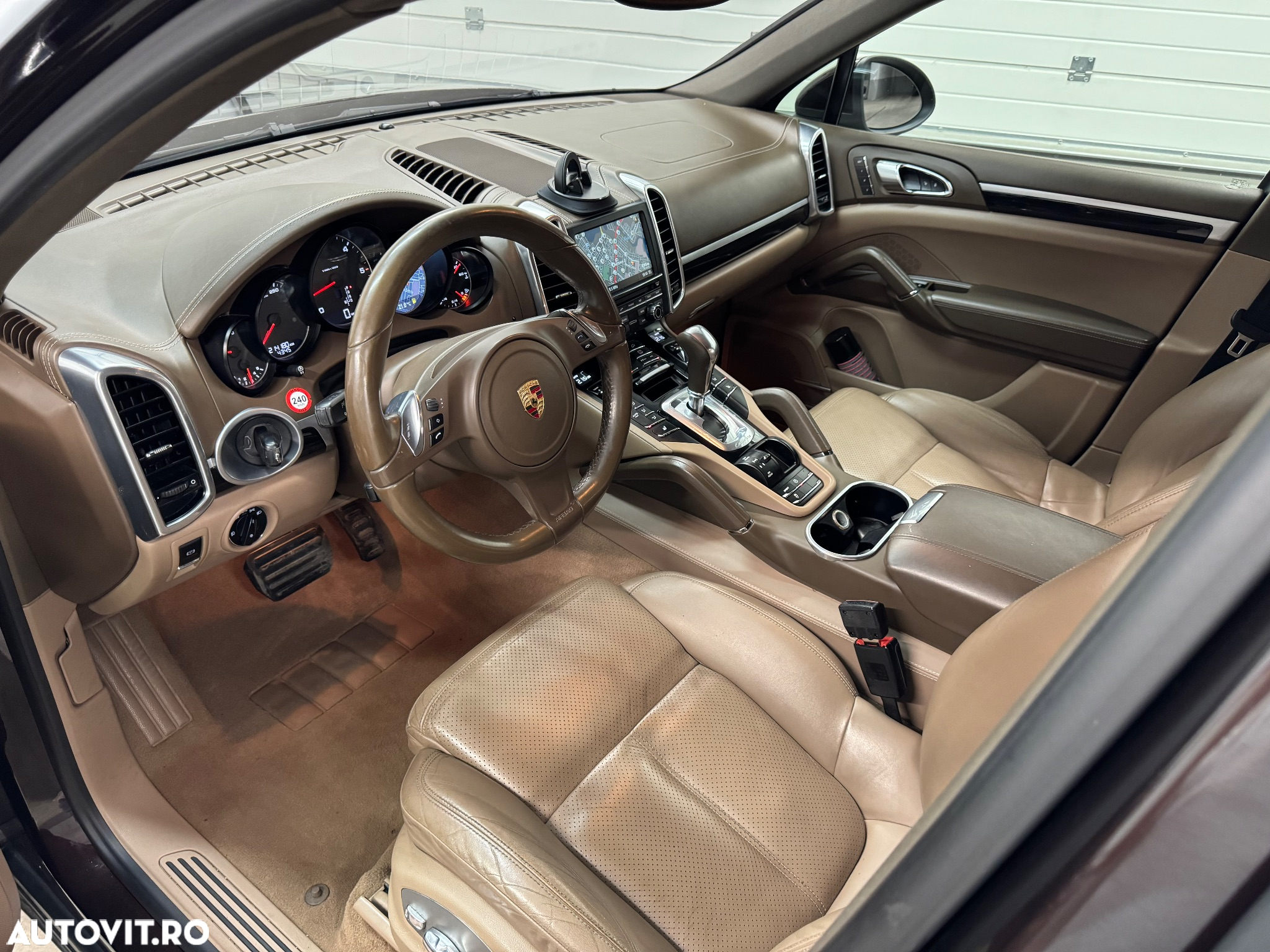 Porsche Cayenne 3.0TD TipTronic - 27