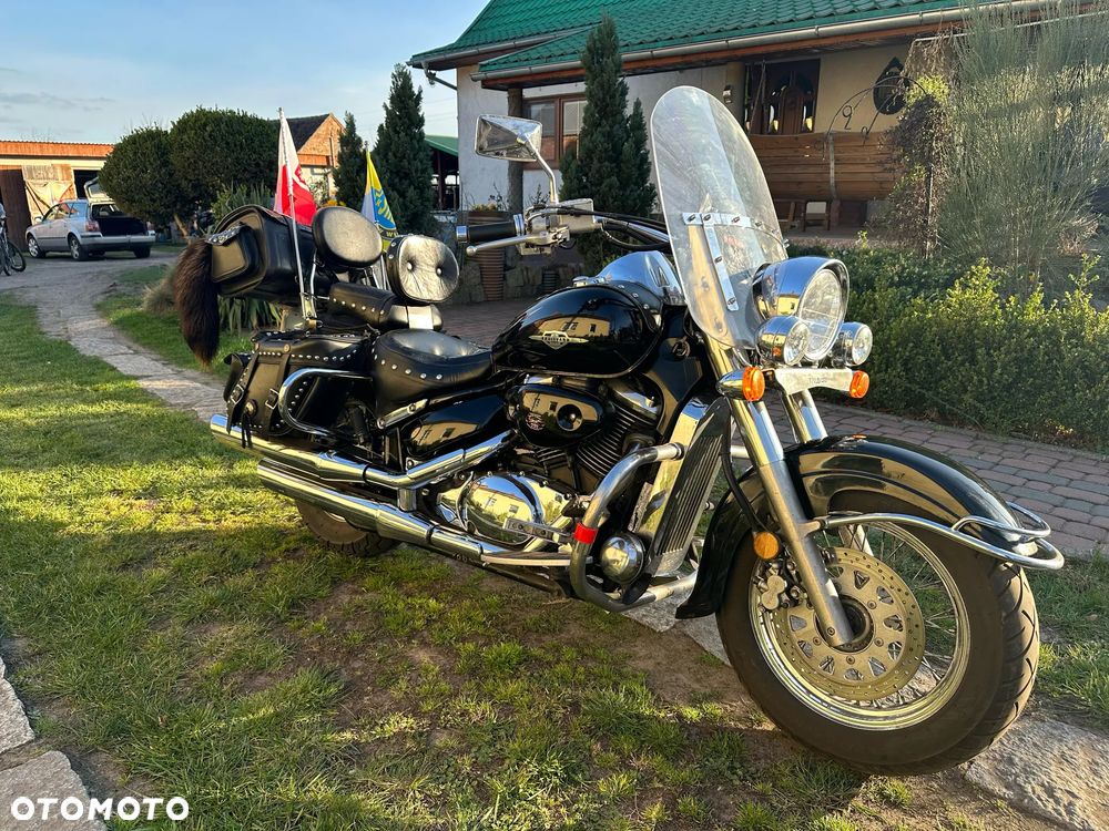 Suzuki VL 800 Volusia - Boulevard C50 - 1