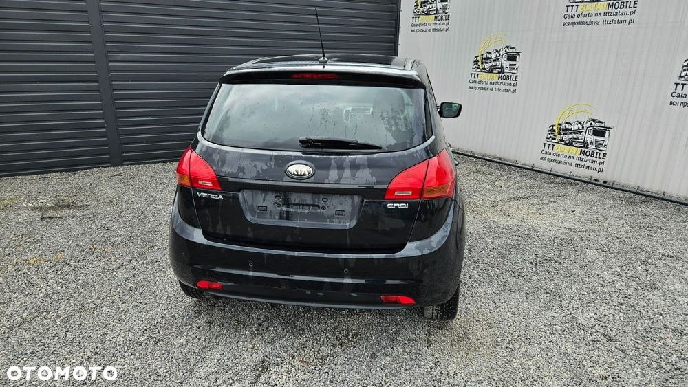 Kia Venga - 17