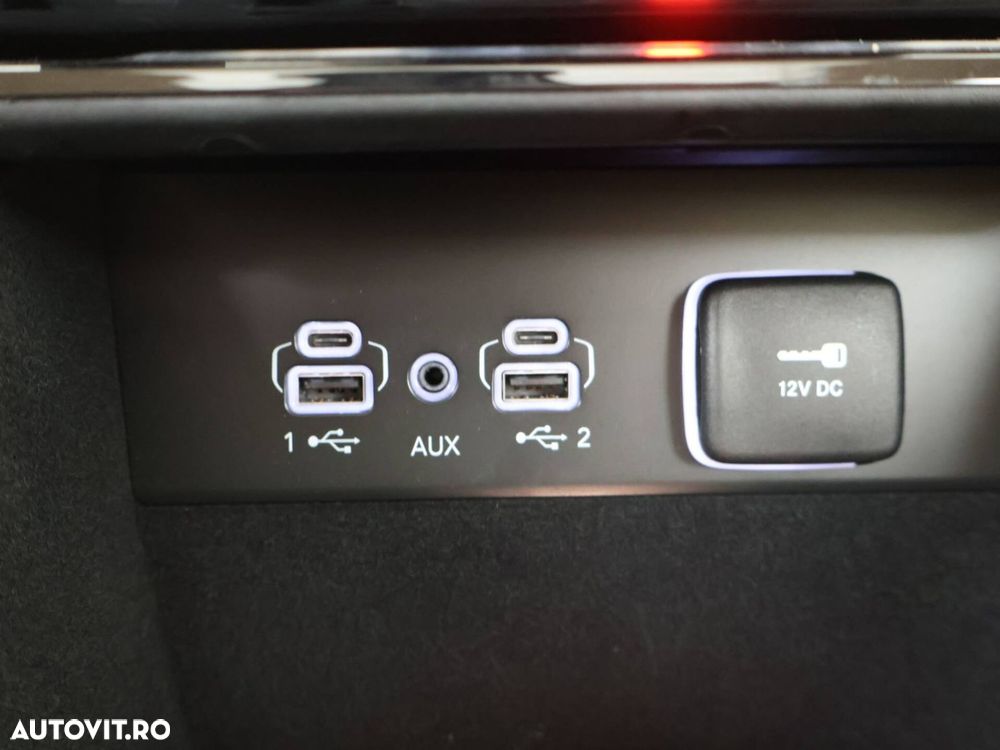 Jeep Grand Cherokee - 9