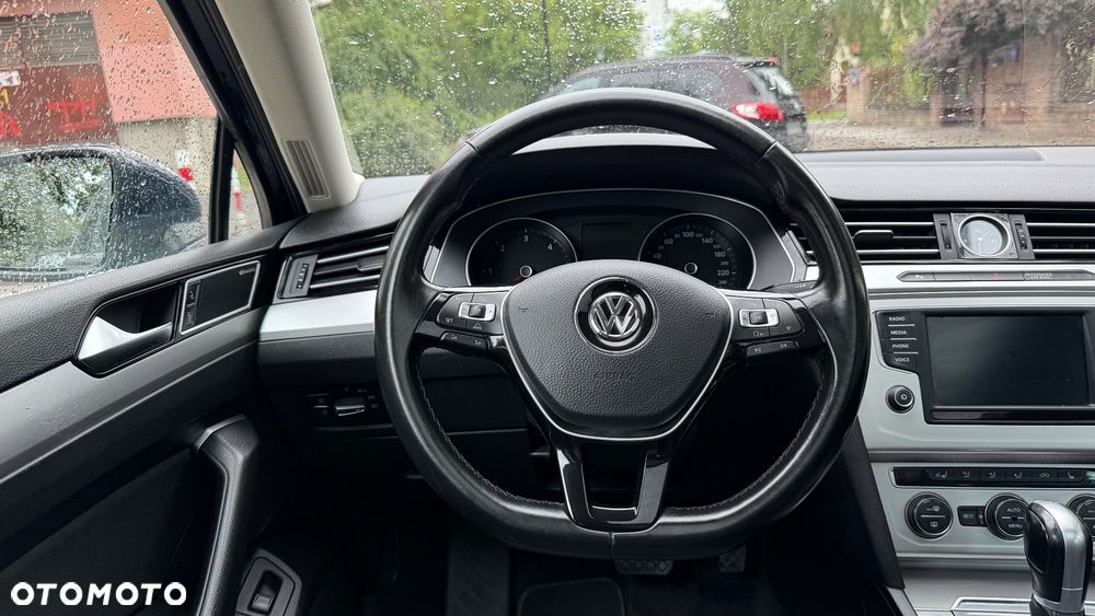 Volkswagen Passat 2.0 TDI SCR (BlueMotion Technology) DSG Comfortline - 18