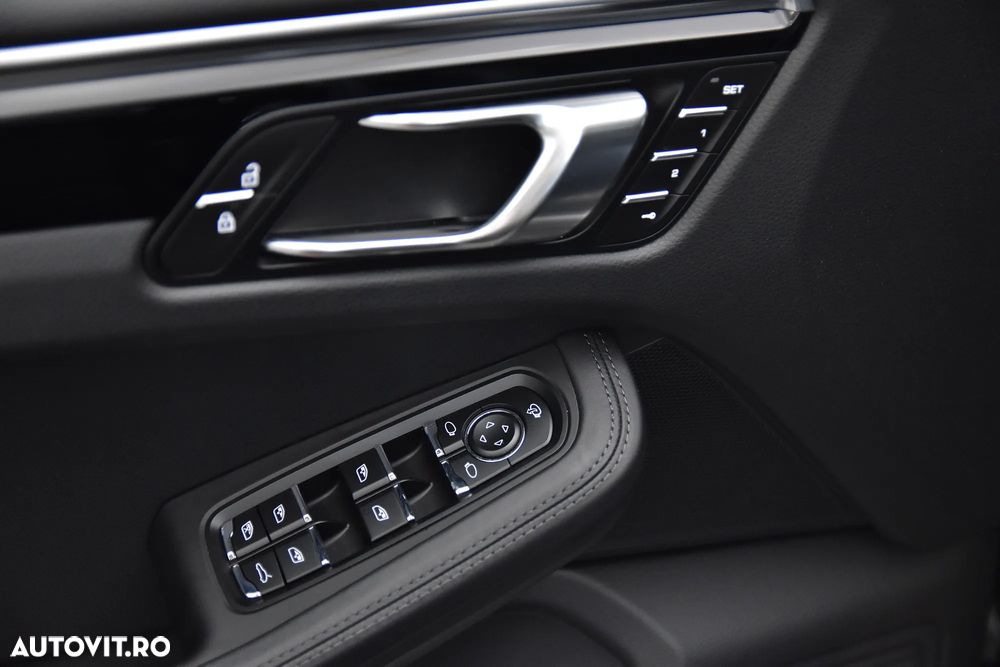 Porsche Macan - 15