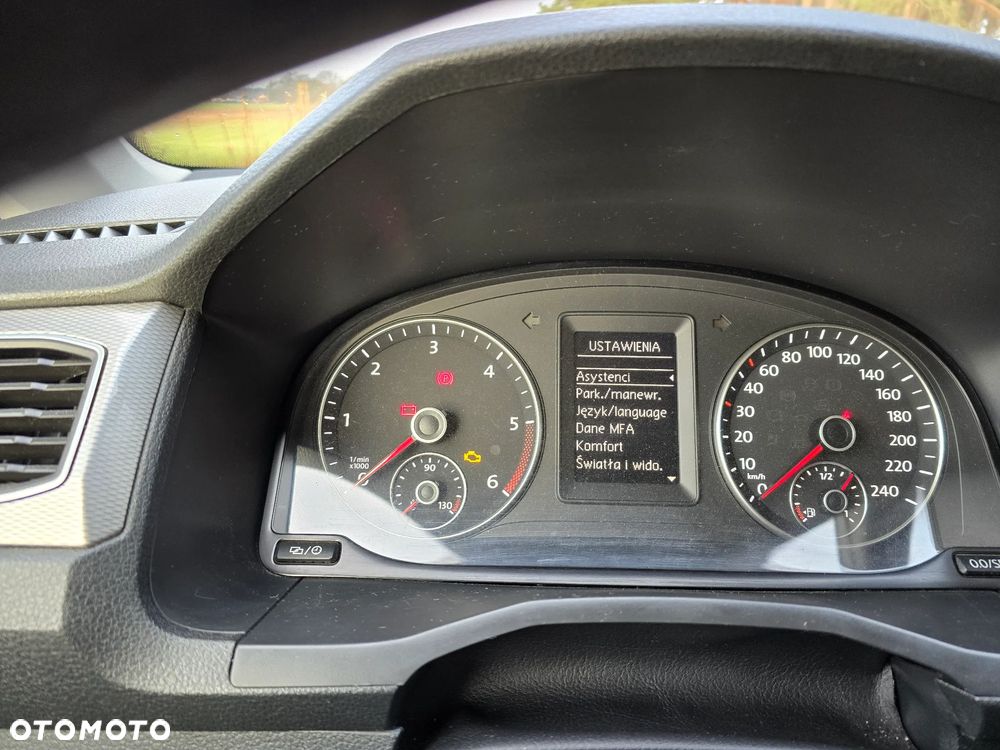 Volkswagen Caddy 2.0 TDI Highline DSG - 25