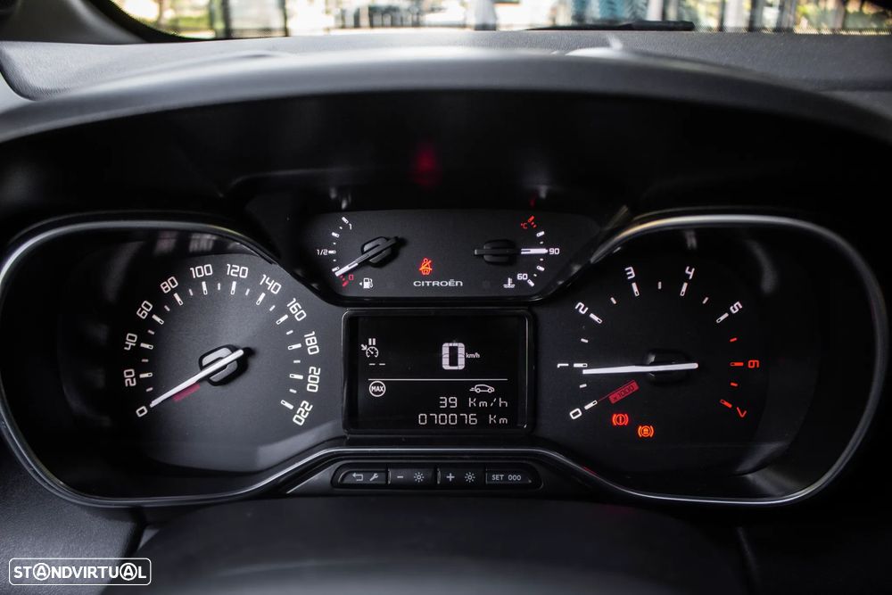 Citroën C3 Aircross PureTech 110 Stop & Start Shine — fotografia 16