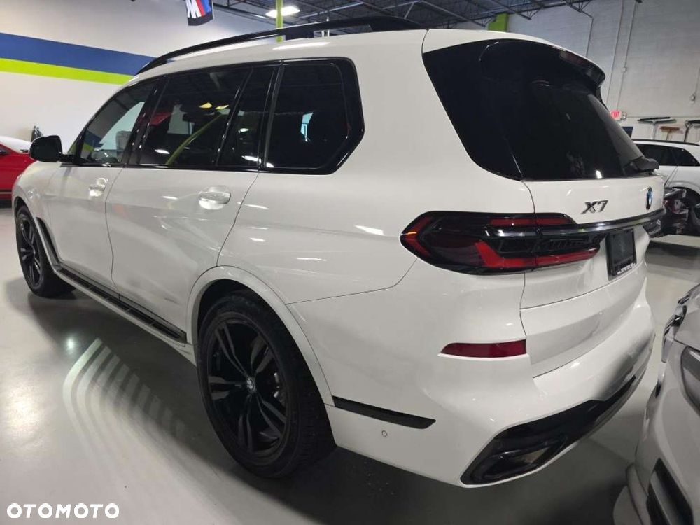BMW X7 - 6