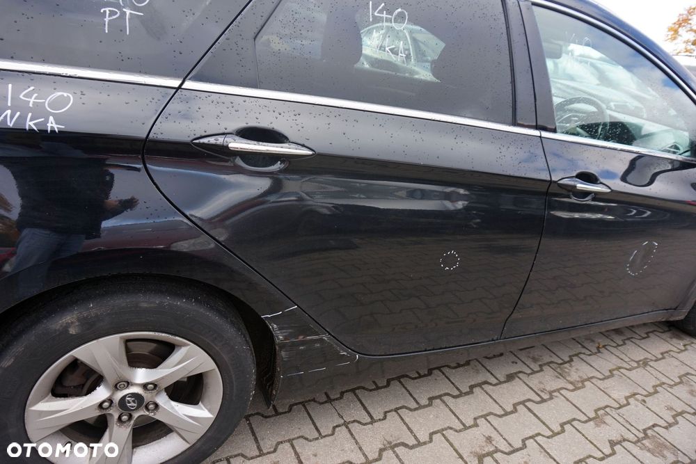 DRZWI TYLNE PRAWE I40 VF KOMBI NKA  CZARNY HYUNDAI 2011-2014 - 4