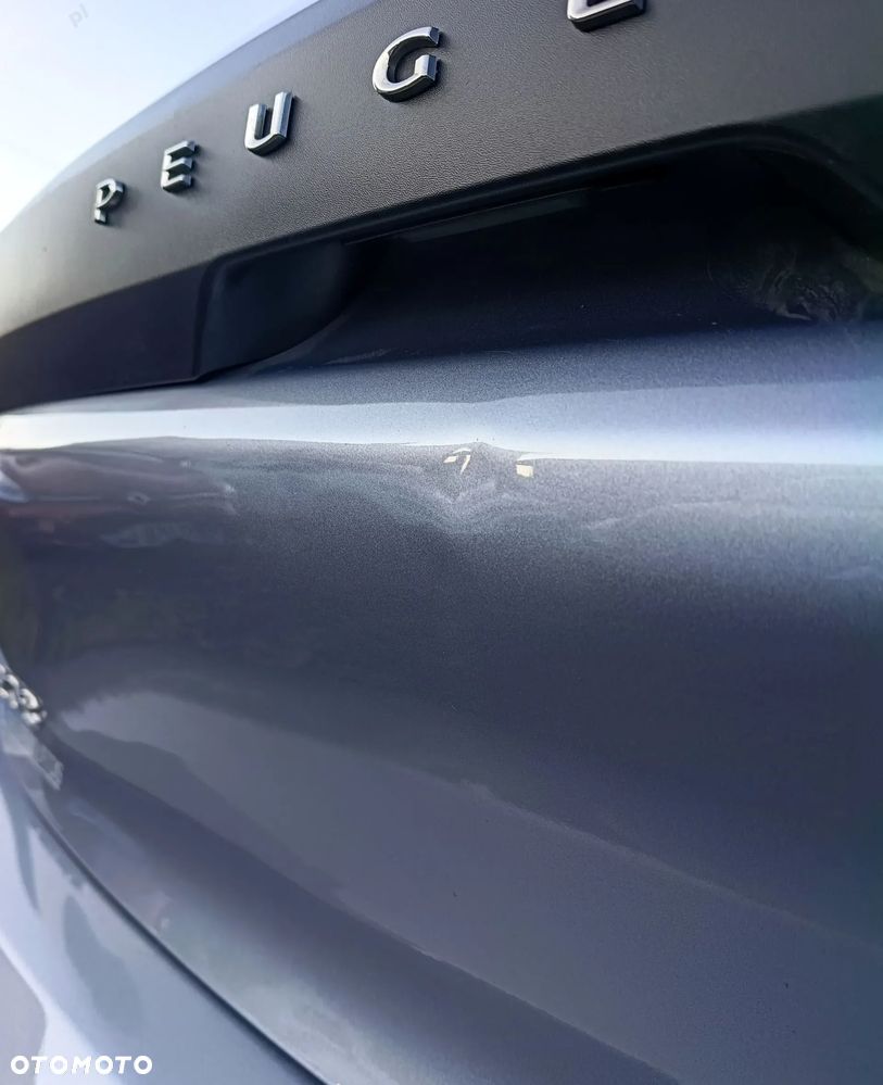 Peugeot 208 - 23
