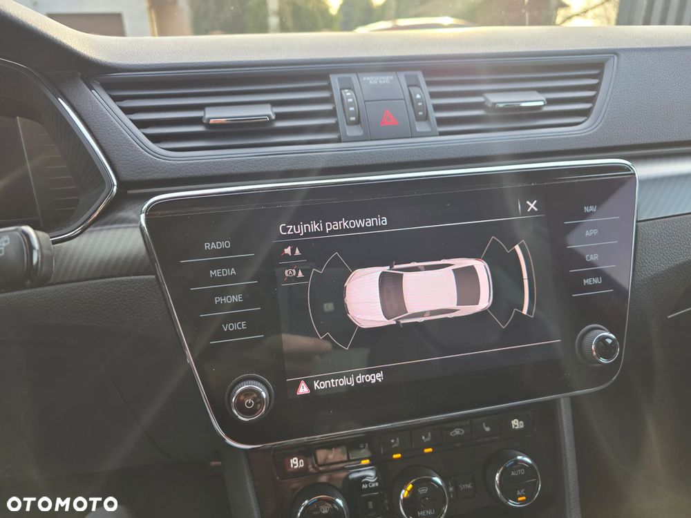 Skoda Superb 2.0 TDI SCR 4x4 Sportline DSG - 41