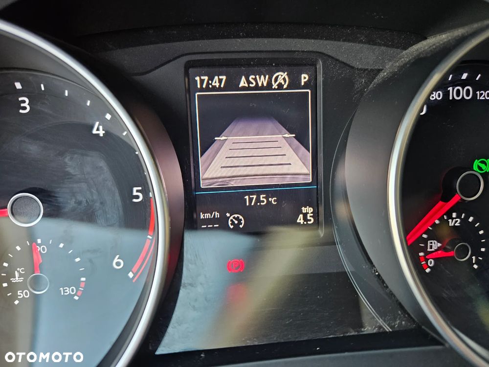 Volkswagen Tiguan - 37