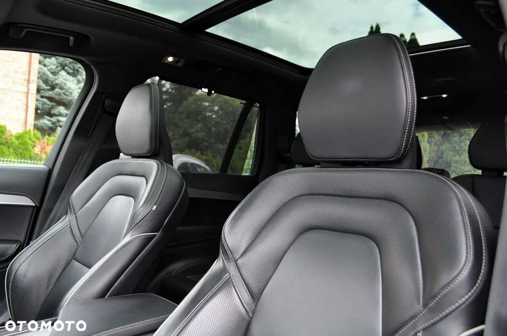 Volvo XC 90 T8 AWD Plug-In Hybrid R-Design 7os - 18