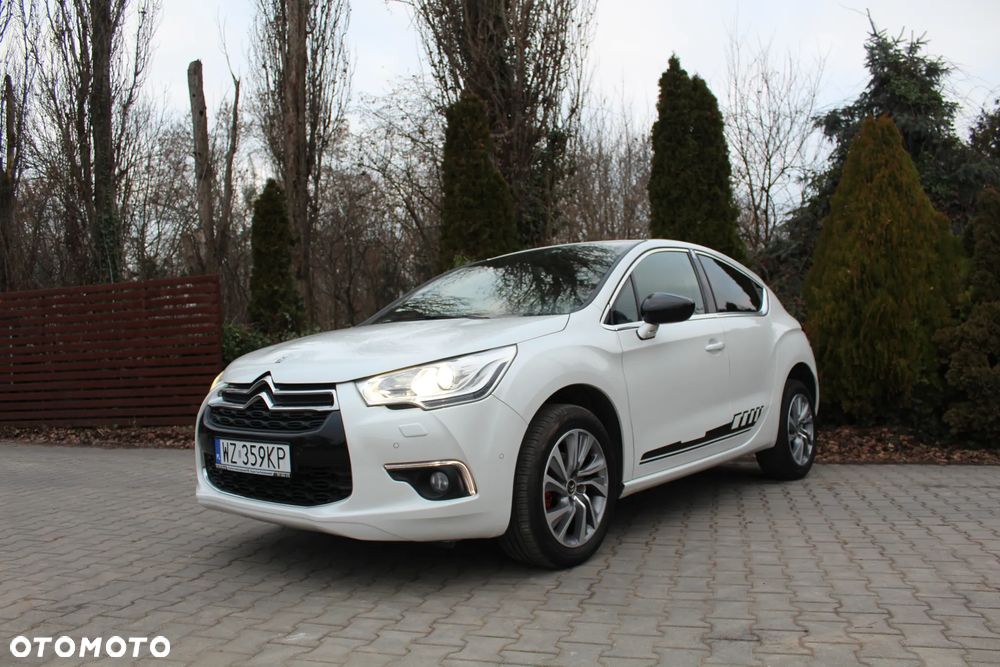 Citroën DS4 VTi 120 Urban Show - 3