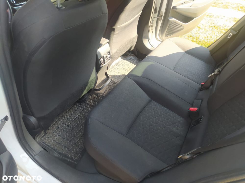 Toyota Corolla - 9