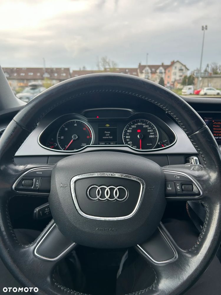 Audi A4 Avant 2.0 TDI - 9