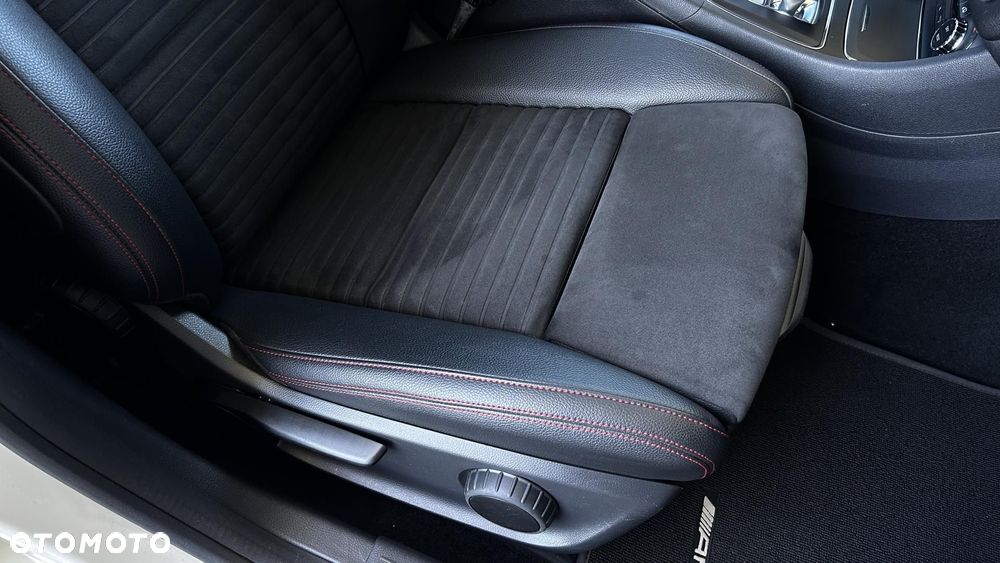 Mercedes-Benz CLA - 24