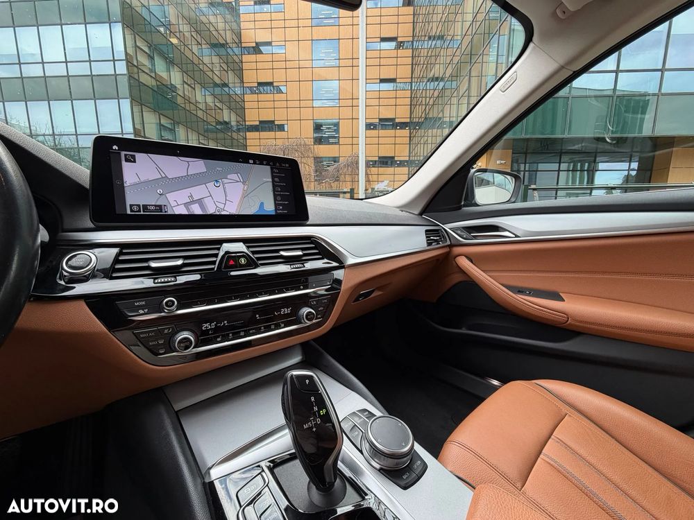 BMW Seria 5 545e xDrive Aut. Luxury Line - 7
