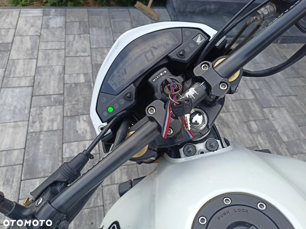 Honda Hornet - 2