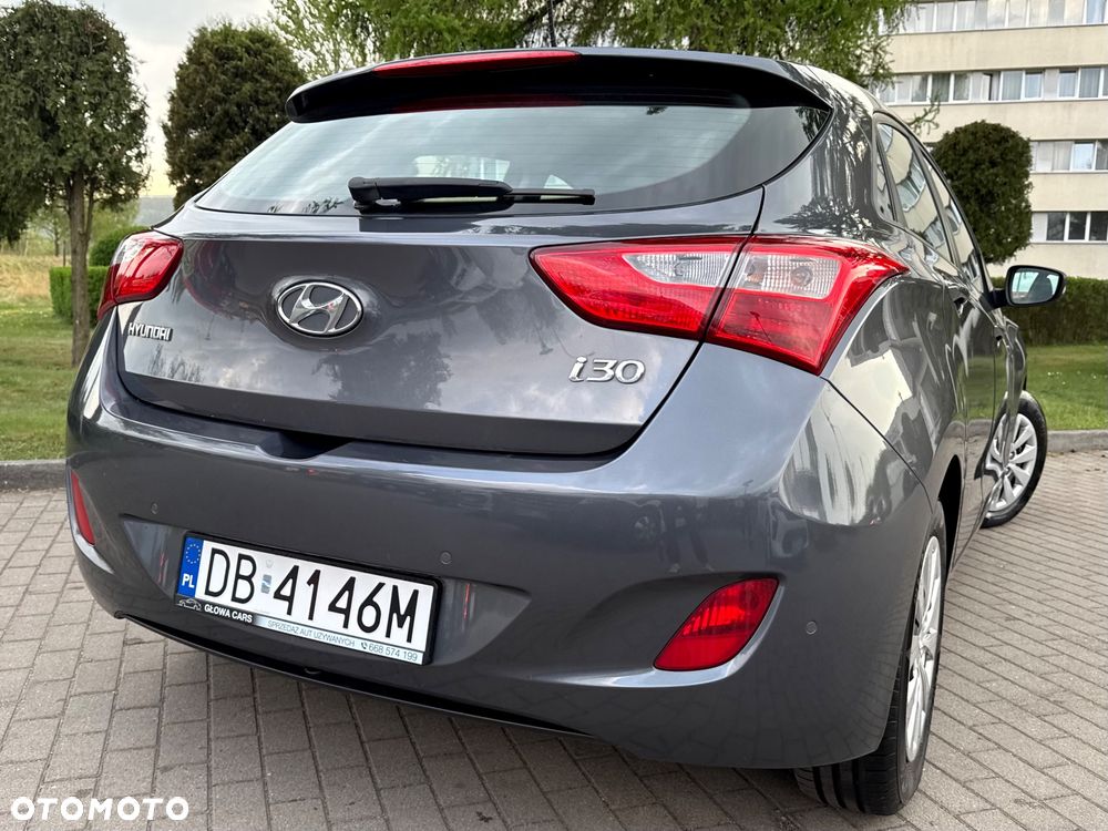 Hyundai i30 blue 1.6 CRDi Passion - 24