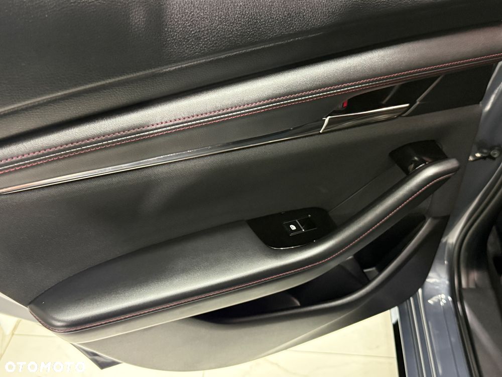 Mazda 3 e-SKYACTIV-G 2.0 M HYBRID 150 HOMURA - 13