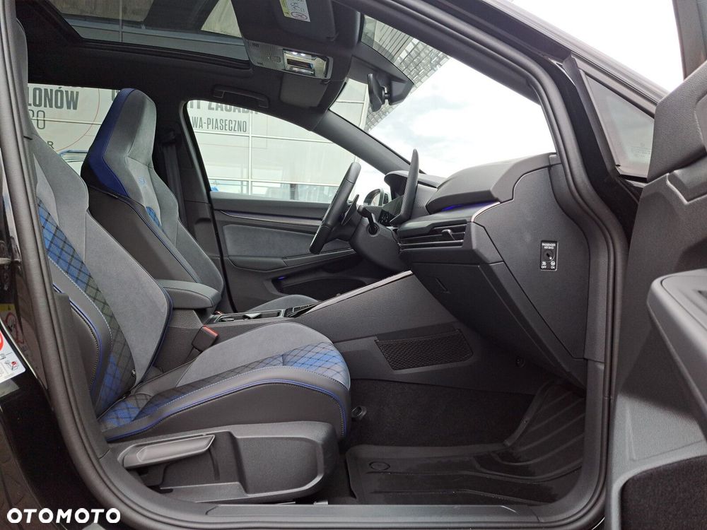 Volkswagen Golf Variant - 21