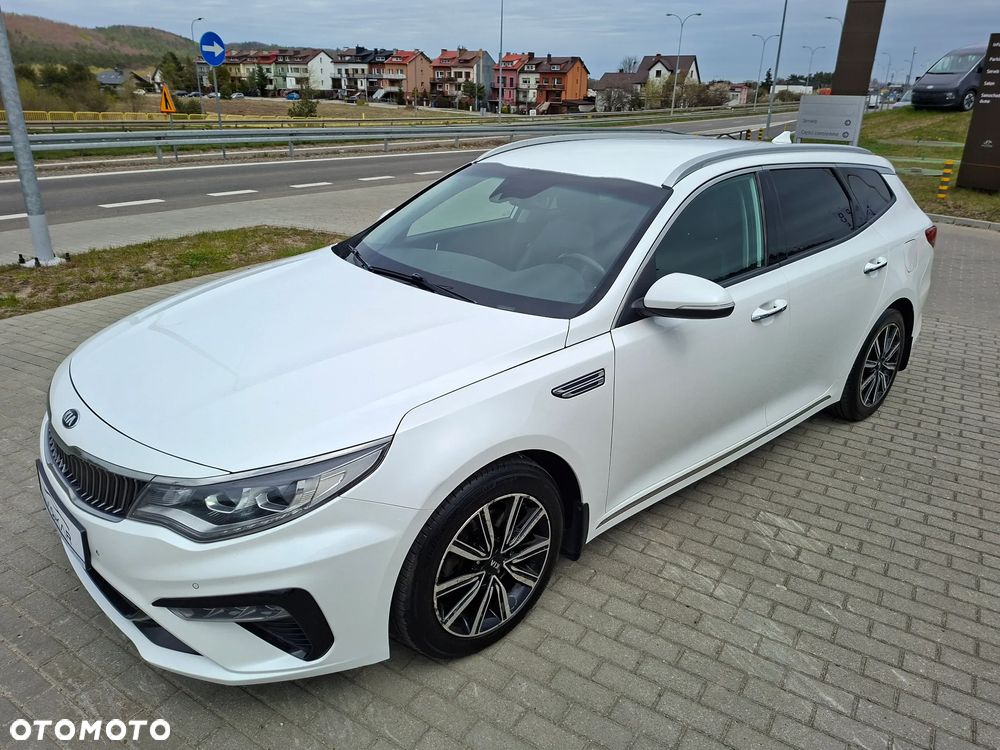 Kia Optima - 37