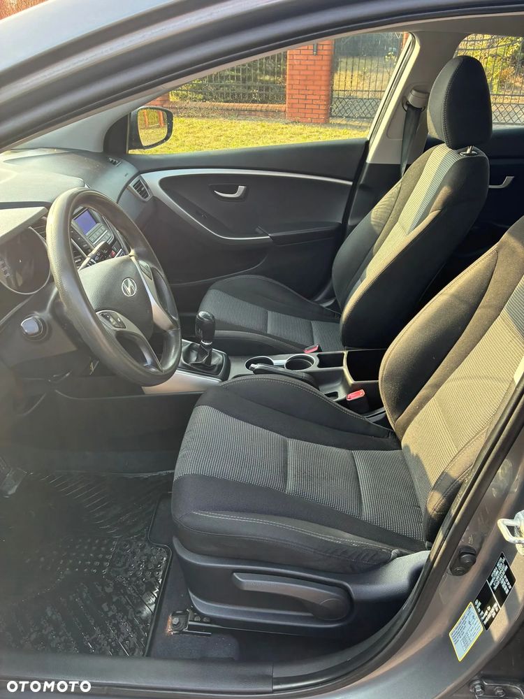 Hyundai i30 1.4 Trend - 6