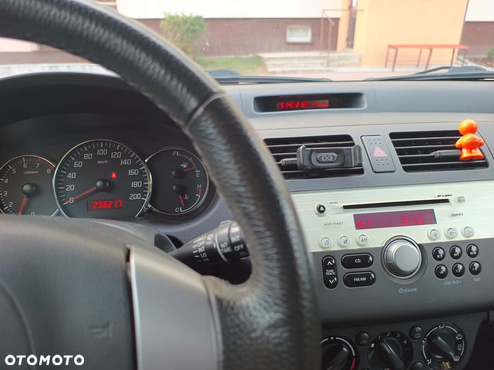 Suzuki Swift 1.3 GLX / Comfort - 8