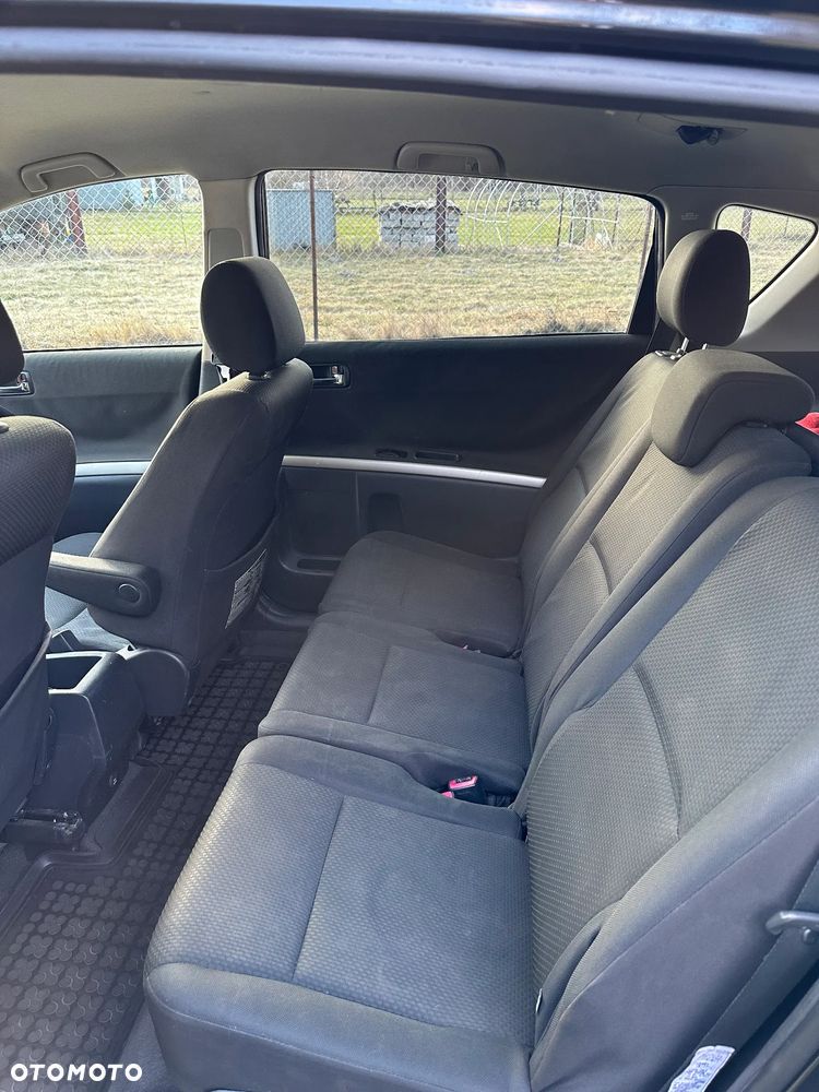 Toyota Corolla Verso 2.2 D-4D - 25