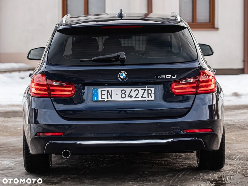 BMW Seria 3 320d Luxury Line - 18