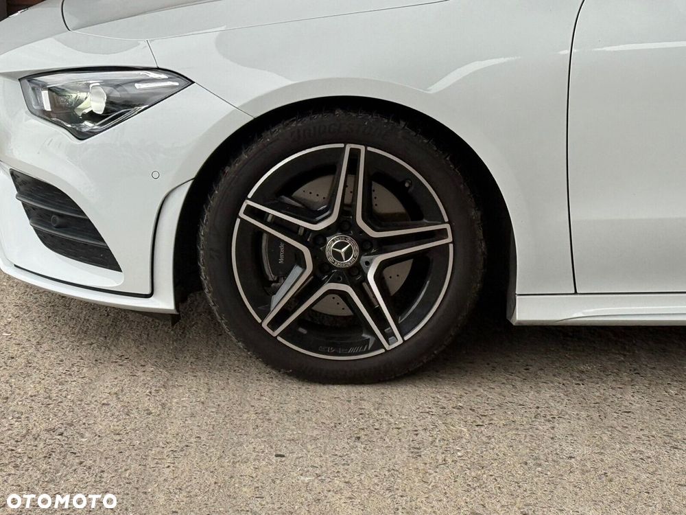 Mercedes-Benz CLA - 9