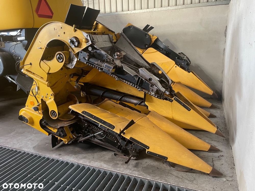 New Holland CX 8070 - 38