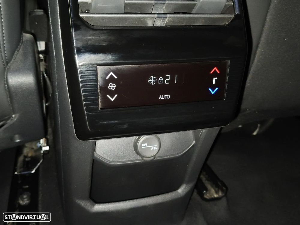 Peugeot 5008 Hybrid 145 e-DSC6 Allure - 15