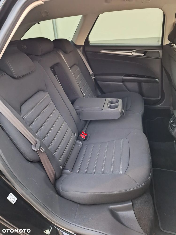 Ford Mondeo 2.0 EcoBlue Titanium - 20