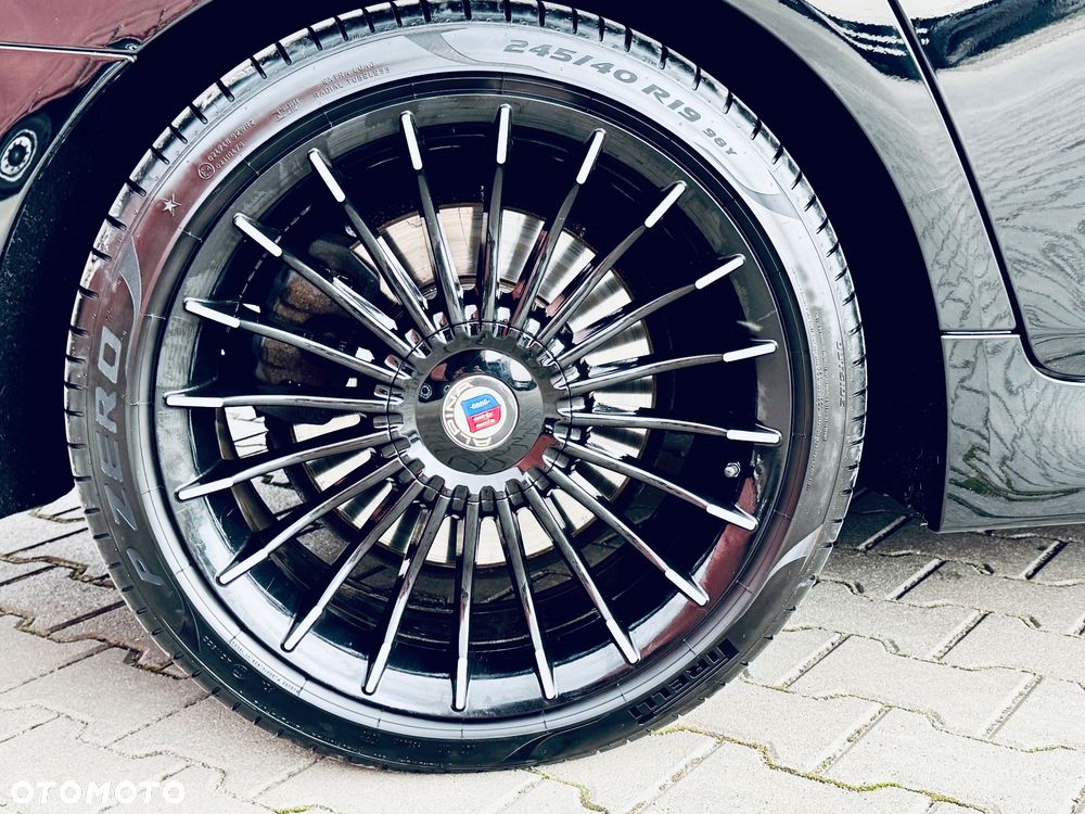 BMW Seria 5 530d xDrive Sport-Aut - 24