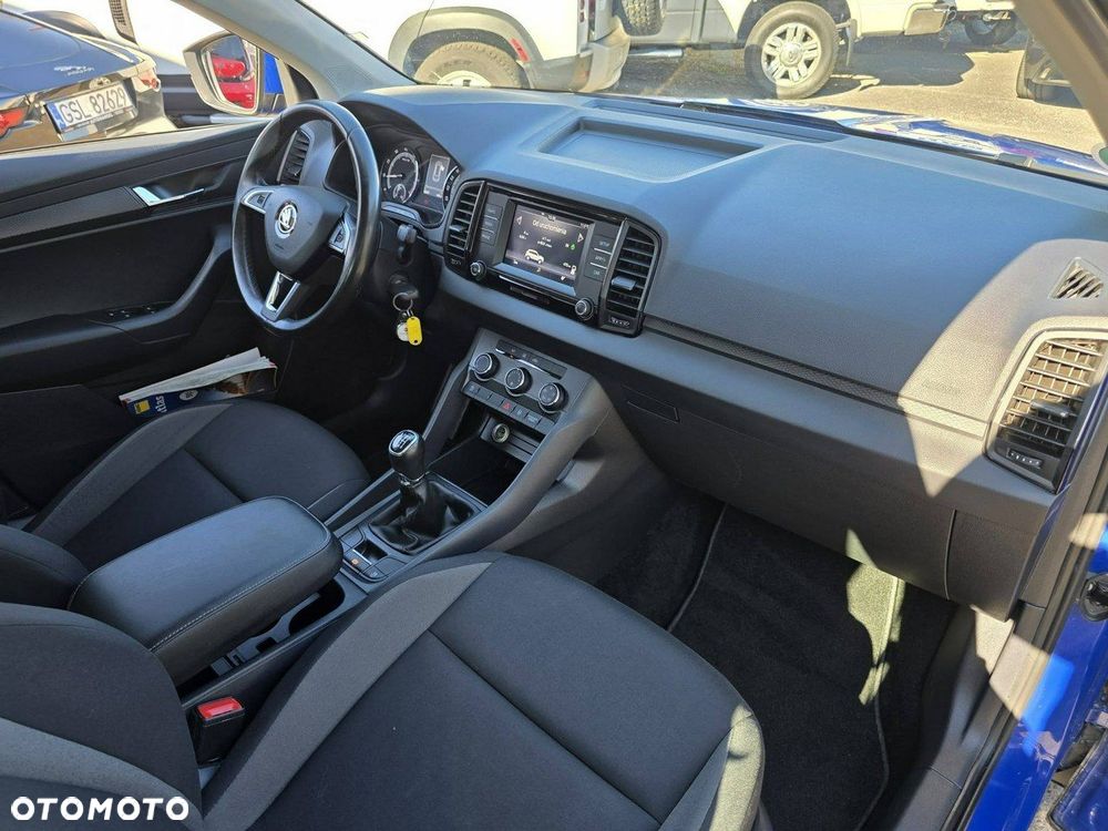 Skoda Karoq 1.0 TSI Drive - 27