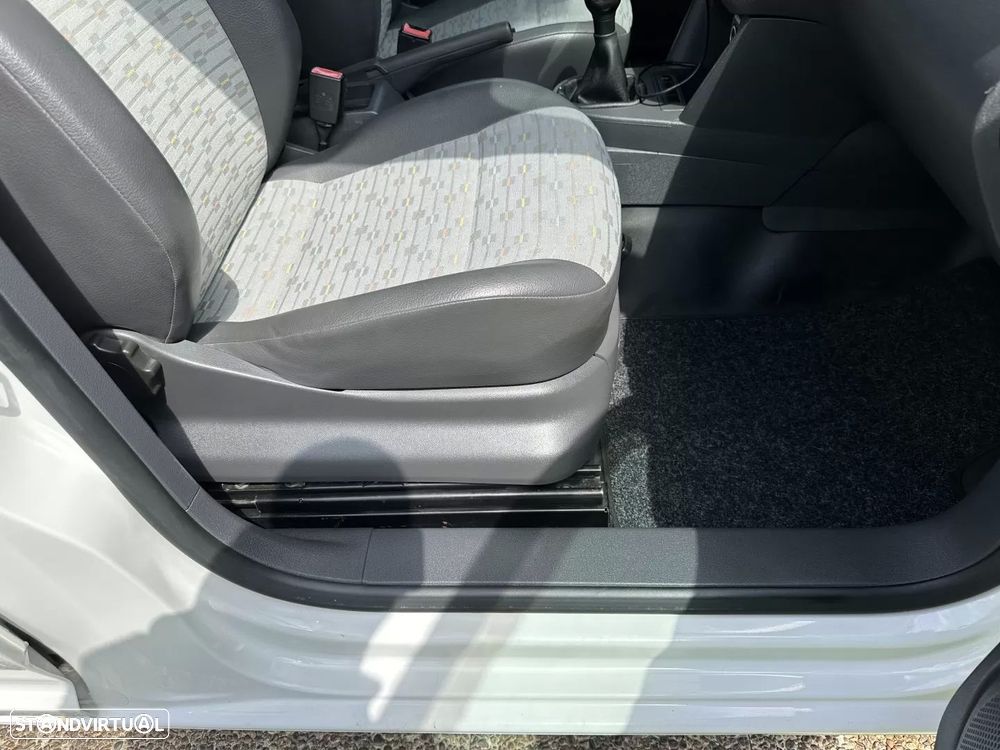 VW caddy 1.6 tdi longa - 40