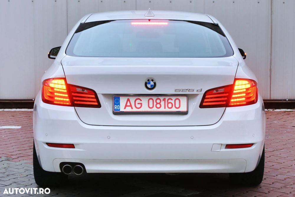 BMW Seria 5 525d Aut. - 21