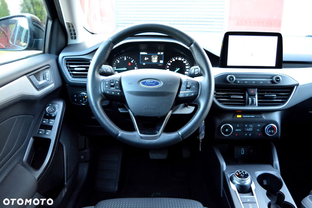 Ford Focus 2.0 EcoBlue Active Business - 18