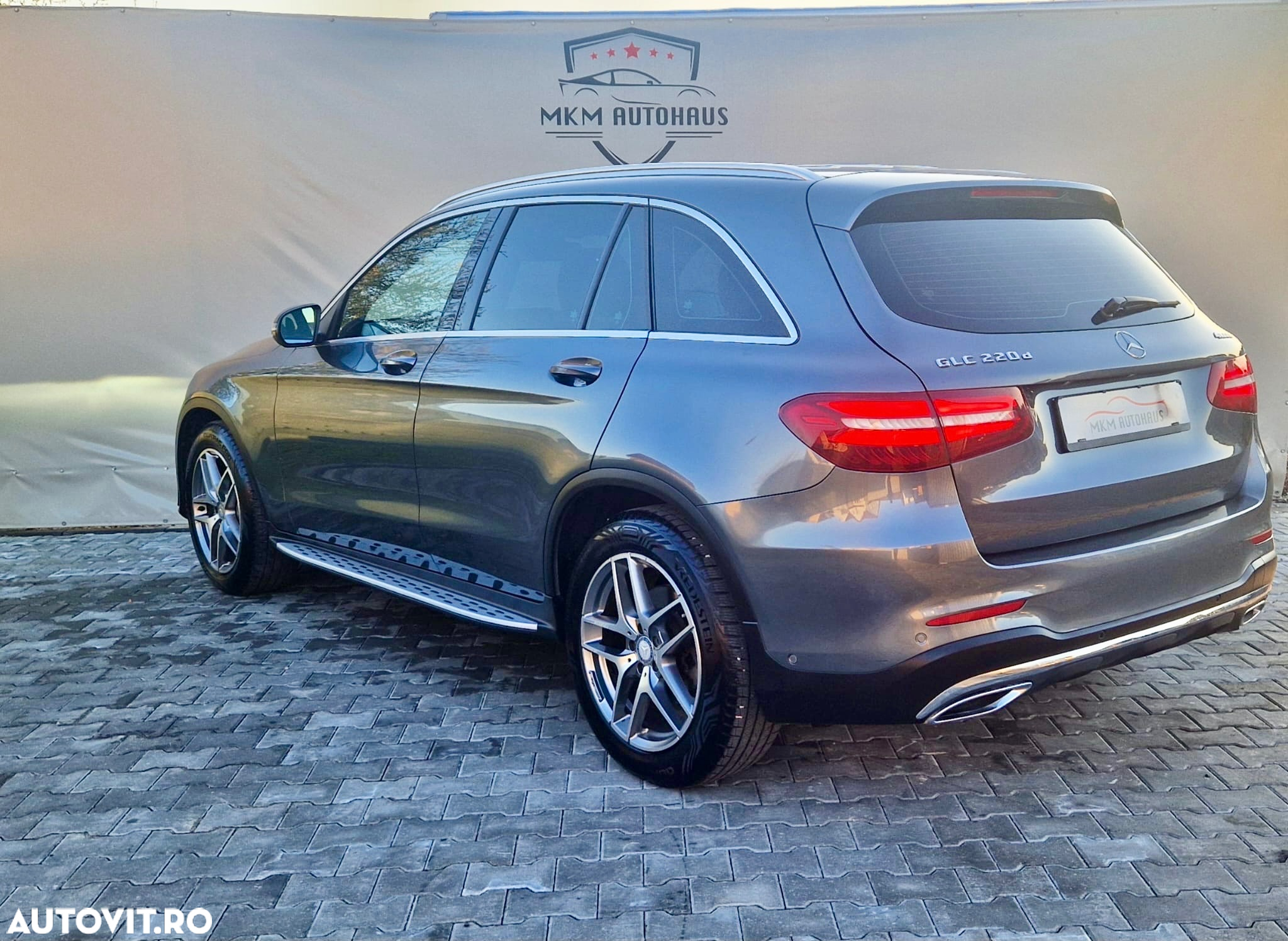 Mercedes-Benz GLC 220 d 4Matic 9G-TRONIC AMG Line - 5