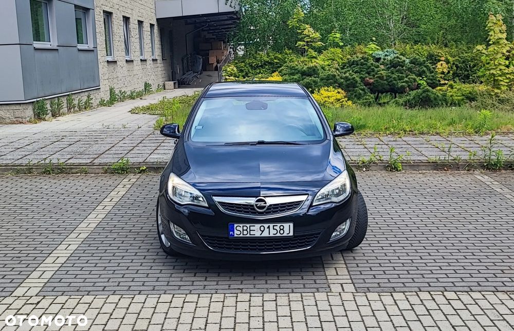 Opel Astra 1.4 Turbo Selection - 2