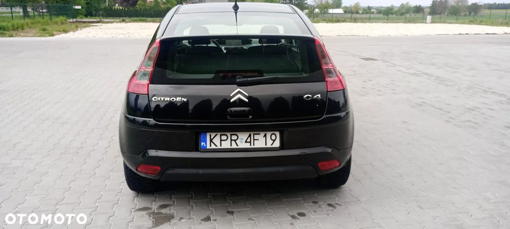 Citroën C4 1.4 16V VTR - 6