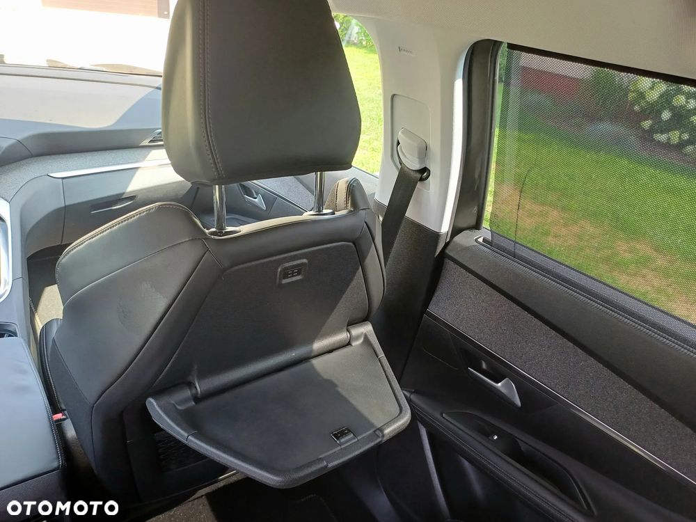 Peugeot 5008 BlueHDi 120 Allure - 24