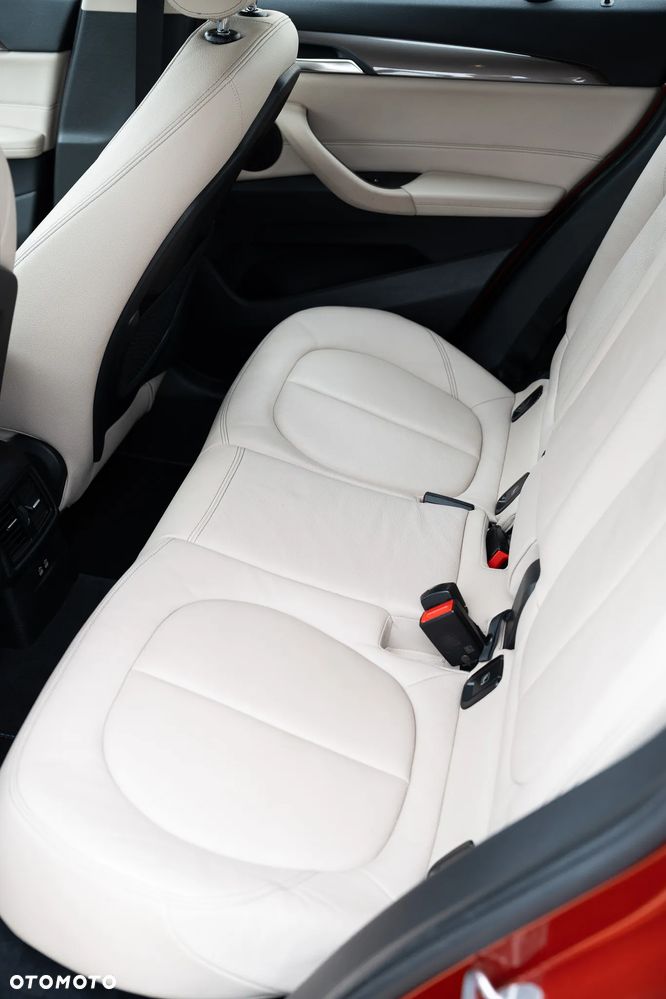 BMW X1 xDrive20d Sport Line - 21
