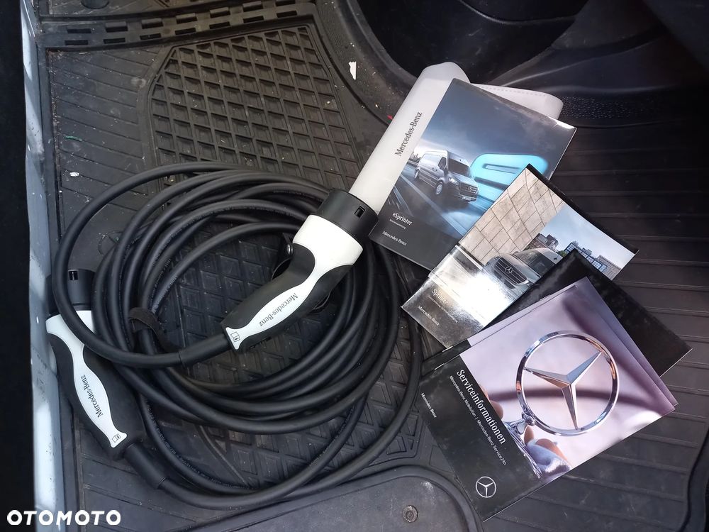 Mercedes-Benz Sprinter - 6