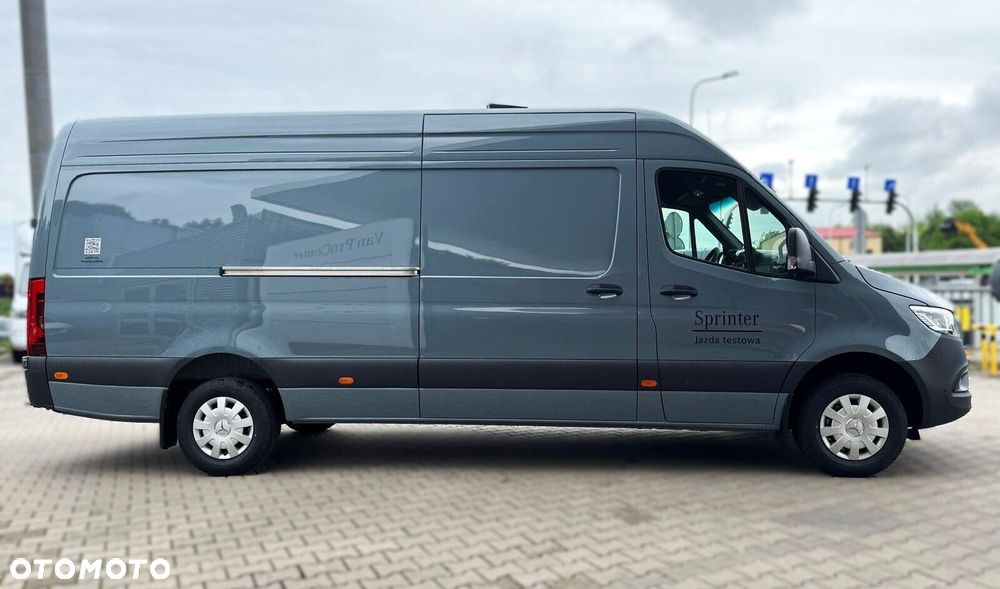 Mercedes-Benz Sprinter Furgon 319 CDI L3H2 - 12