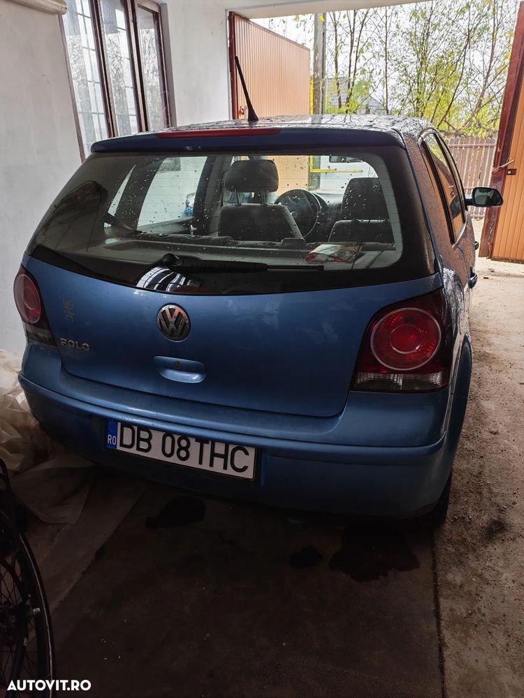 Volkswagen Polo 1.2 Attractive - 4