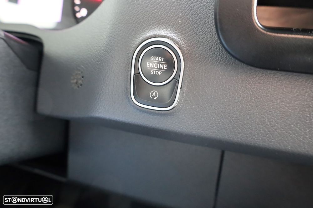 Mercedes-Benz Sprinter 315 CDI/43 Luxo (2+2+2+3) - 27