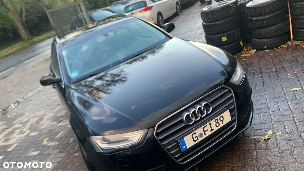 Audi A4 Avant 2.0 TDI DPF multitronic Attraction - 2