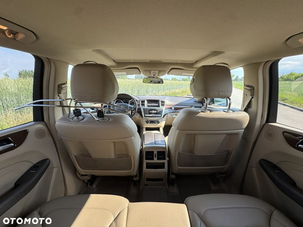 Mercedes-Benz ML - 20